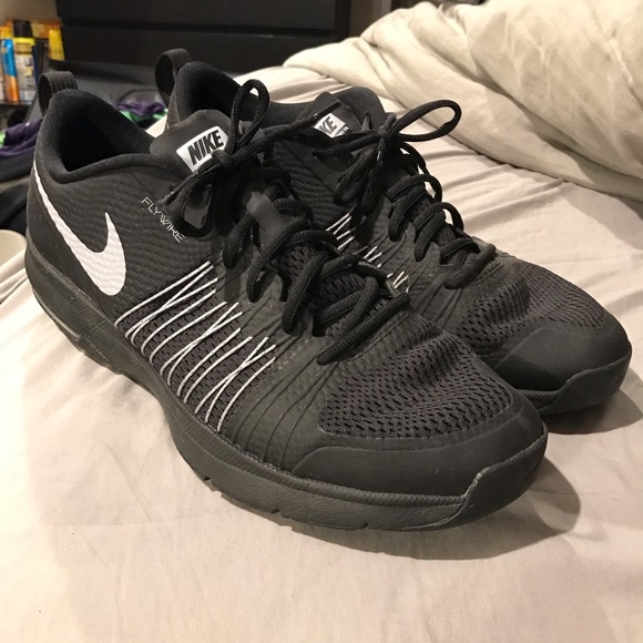 nike flywire black